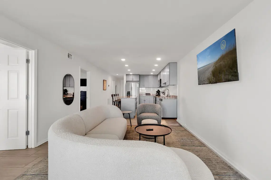 rbcaugtkmbngyzeshqgj